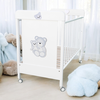 Patut Bebe din Lemn Masiv, BabyDreams Cielo Mio cu Sertar, 133x71x106 cm, Alb-Gri, Design Elegant Italia 